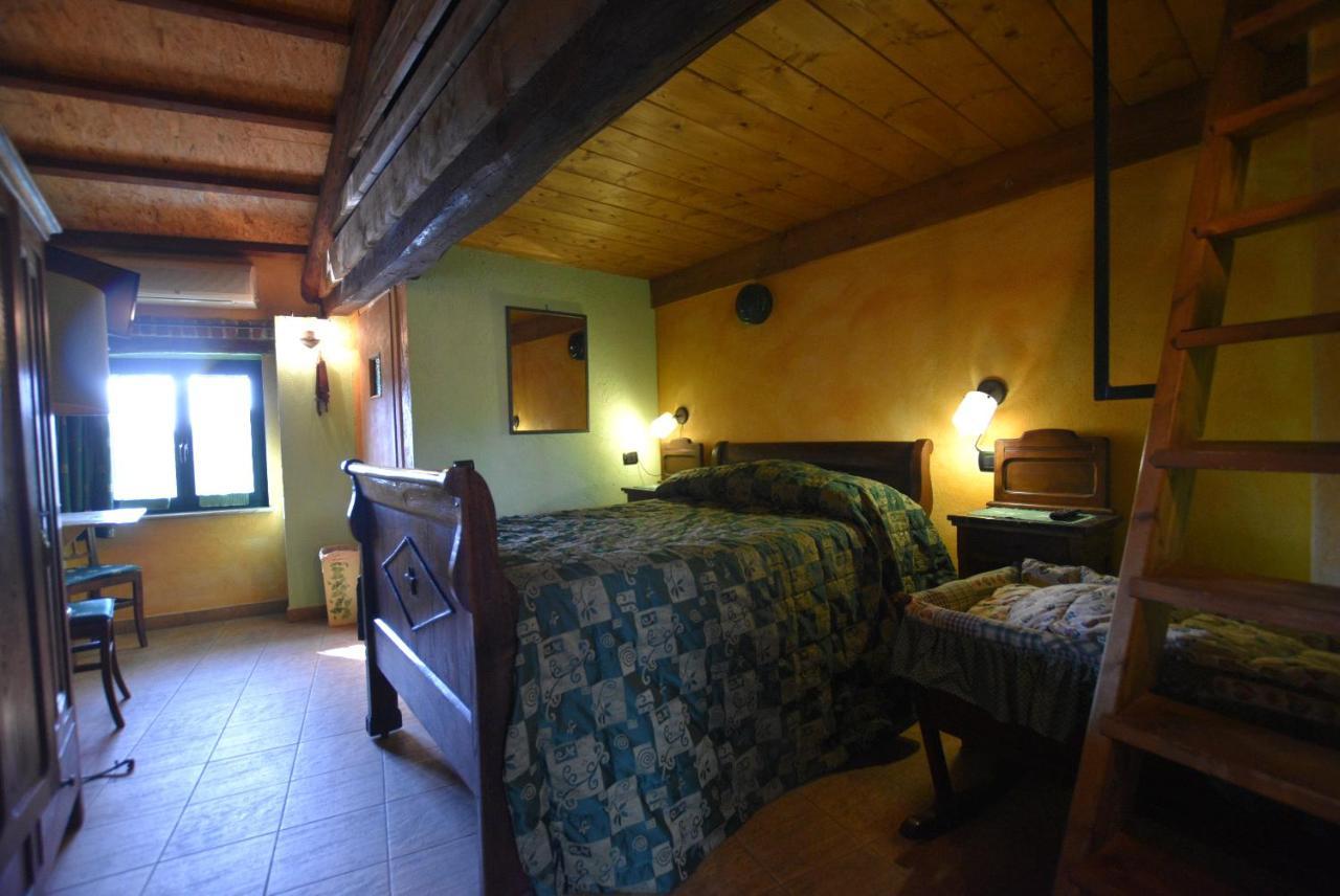 B&B Edera Castagnole Piemonte Экстерьер фото